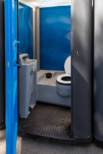 Best Portable restroom trailer rental  in Lacey, WA